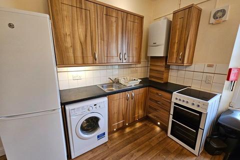 5 bedroom maisonette to rent, 18712968 Cotham Brow, Cotham, Bristol