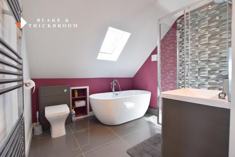 4 bedroom detached house for sale, Victoria Road, Clacton-on-Sea