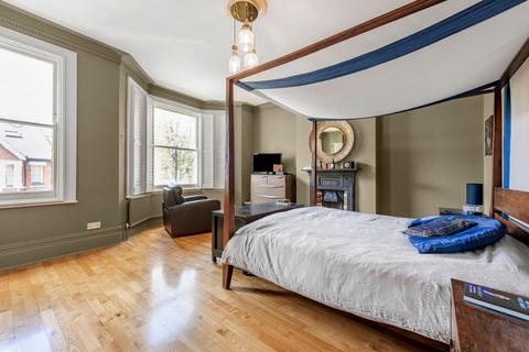 4 bedroom semi-detached house for sale, Thorney Hedge Road, Chiswick, London, W4