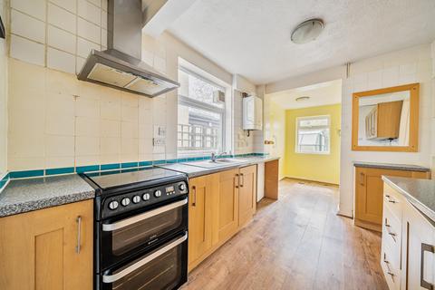 undefined, Armour Road, Tilehurst, Reading