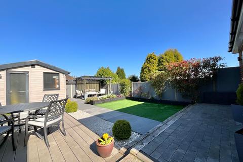 55 Coupe Drive, Stoke-on-trent, ST3 5HR