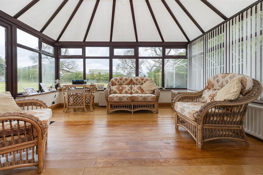 Annexe Conservatory.jpg