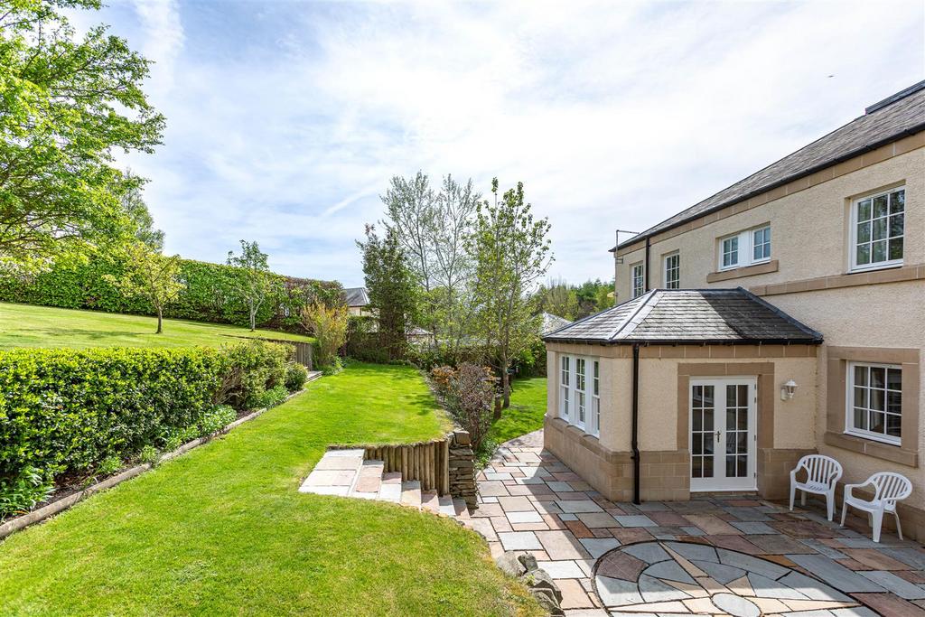 33 Bowmont Court Outsides 21.JPG