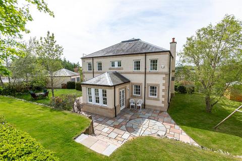 5 bedroom detached house for sale, 33 Bowmont Court, Heiton, Kelso