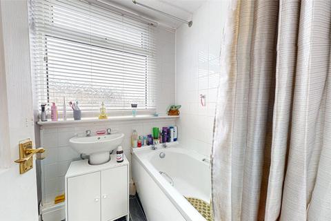 6 Lower Green, Ashton-under-lyne, OL6 9JN