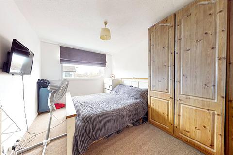 6 Lower Green, Ashton-under-lyne, OL6 9JN