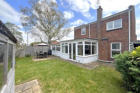 13 Church Path, Hampton Magna, Warwick, CV35 8SJ
