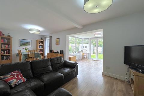 13 Church Path, Hampton Magna, Warwick, CV35 8SJ