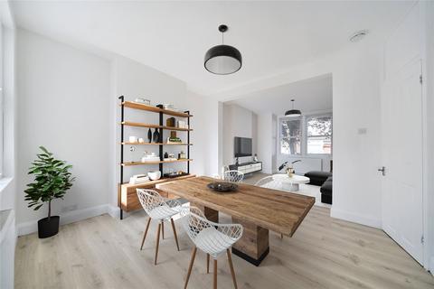 4 bedroom end of terrace house for sale, Salisbury Road, Bromley