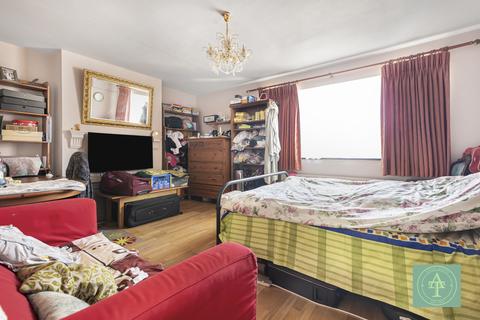 undefined, Ashfield Parade, Southgate, London, N14