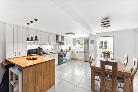 5 bedroom semi-detached house for sale, Westminster Drive, London, N13