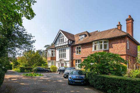 2 bedroom apartment for sale, Wray Common Road, Reigate, RH2
