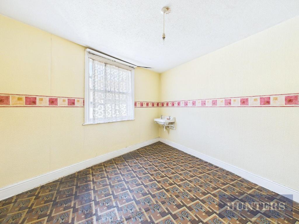 CAM05316 G0-PR0051-STILL012.jpg