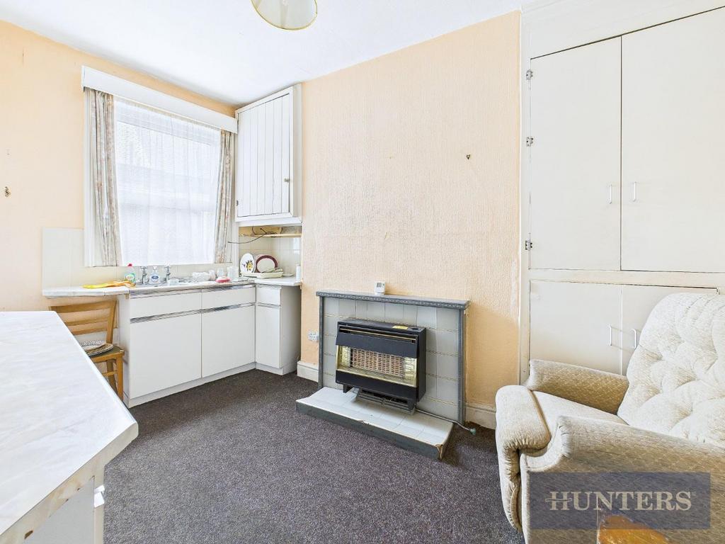 CAM05316 G0-PR0051-STILL018.jpg