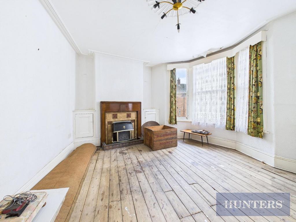 CAM05316 G0-PR0051-STILL016.jpg