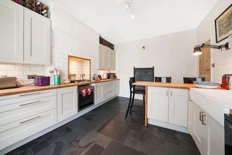 2 Wrights Road, London, SE25 6RY
