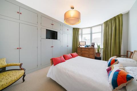 2 Wrights Road, London, SE25 6RY