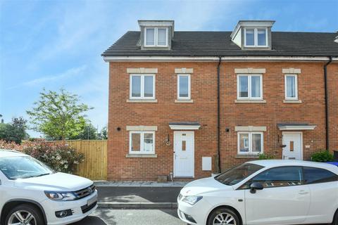 4 bedroom end of terrace house for sale, Norris Road, Hilperton