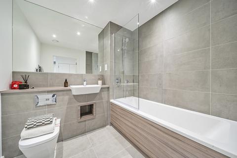 1 bedroom apartment to rent, 4 Headlam Avenue, Clapham SW4