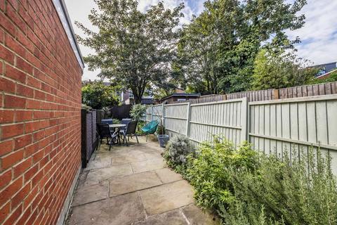 12a Drayton Road, London, NW10 4EL
