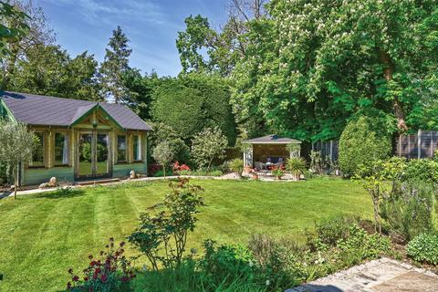 3 bedroom bungalow for sale, Potley Hill Road, Hampshire GU46