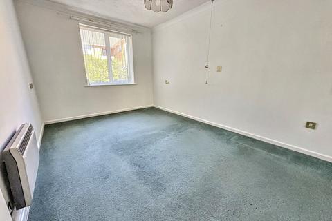 1 bedroom flat for sale, Ferndown