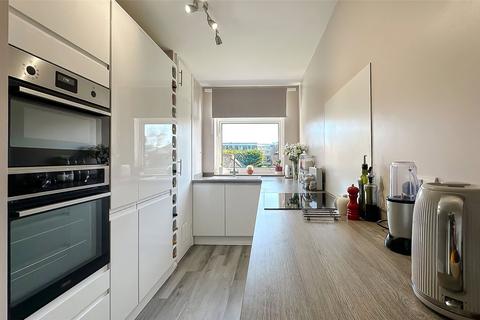 2 bedroom apartment for sale, Clare Lodge, Sea Lane, Rustington, West Sussex