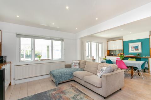 undefined, Bartholomew Close, Hythe, CT21