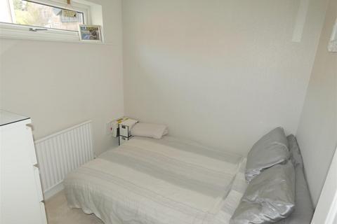 98 Beech Farm Drive, Tytherington, Macclesfield, SK10 2ER