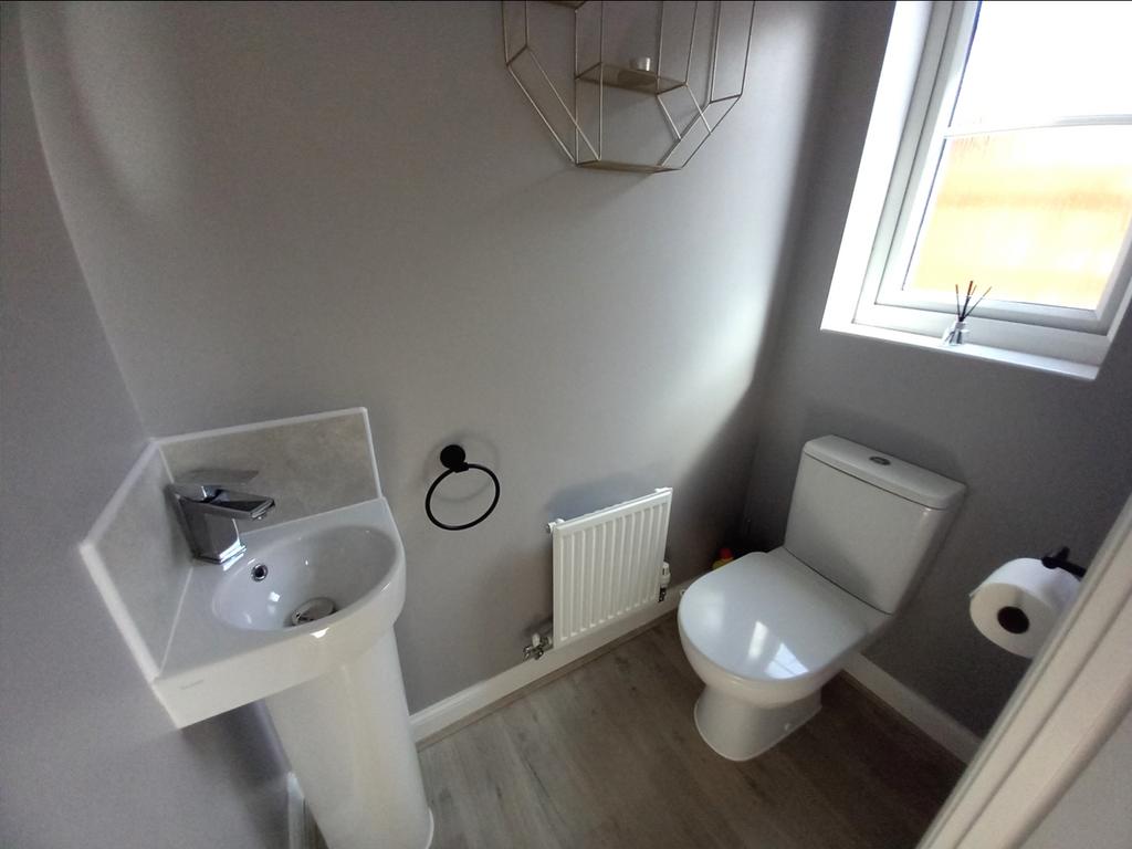 Ground floor wc