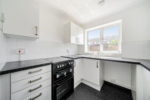 34 Bedson Walk, Rainham, Gillingham, ME8 8NN