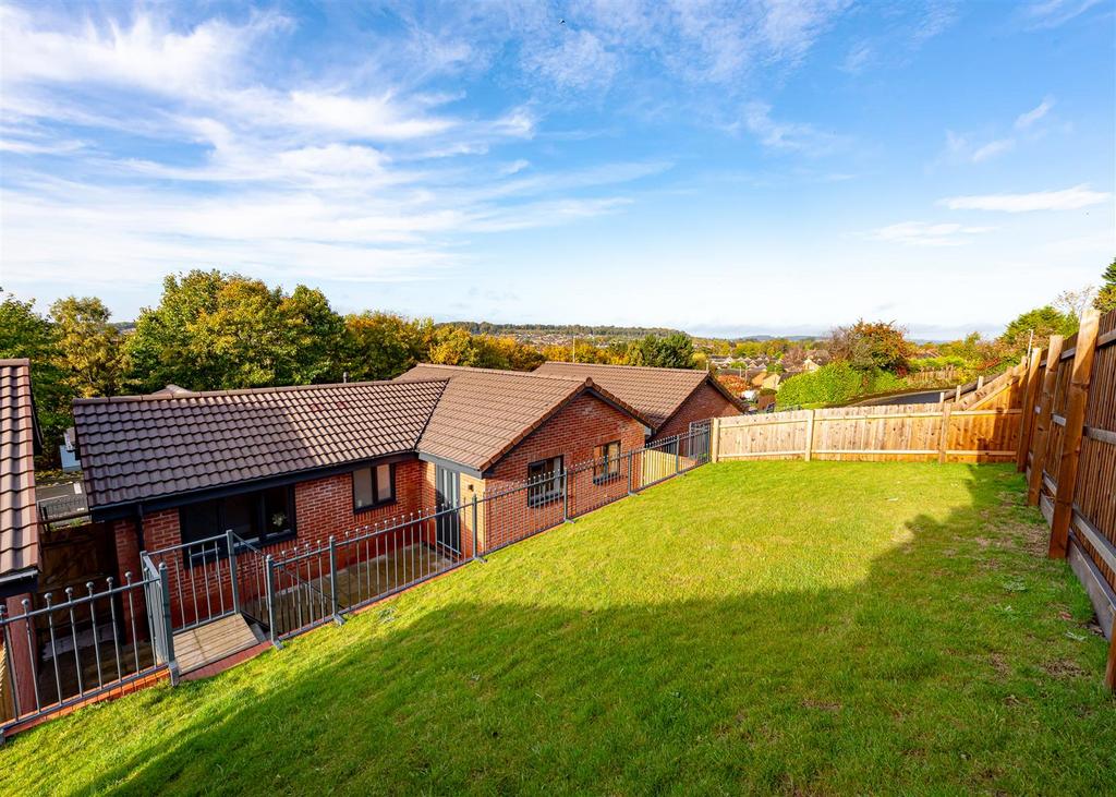 Plot 2, Auckland Road-External 2.jpg