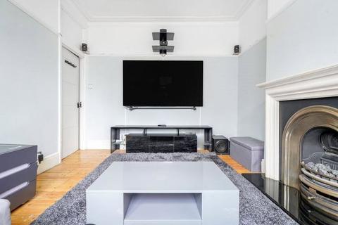 59a Windmill Hill, Enfield, EN2 7AF