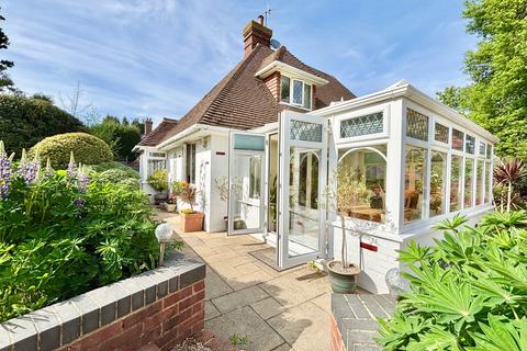 4 bedroom detached house for sale, Ninfield Road, Bexhill-on-Sea, TN39