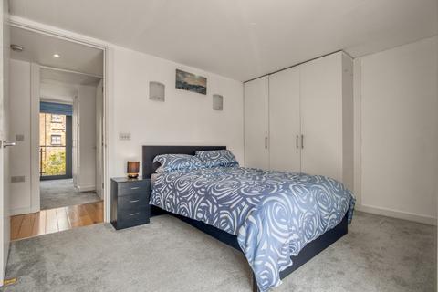 Flat 4, 4 Acton Street, London, WC1X 9NA