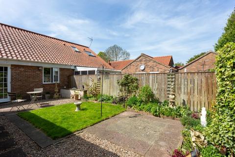 38 Moorfields, Raskelf, York, YO61 3UZ