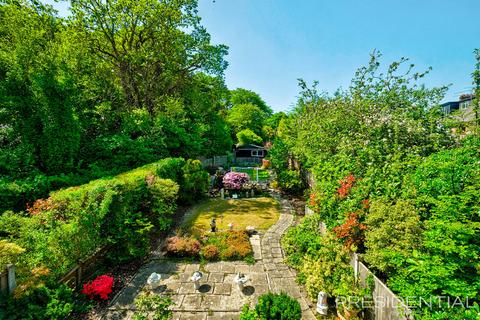 3 bedroom semi-detached house for sale, Buckhurst Hill IG9