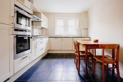 2 bedroom flat for sale, Rattray Drive, Edinburgh EH10