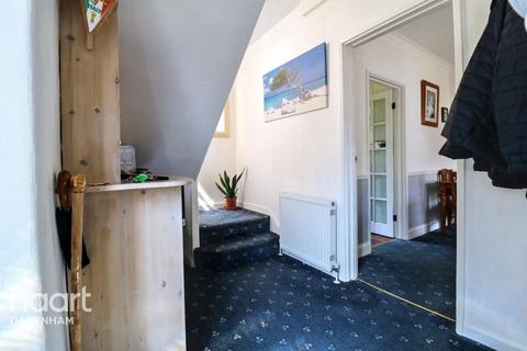 137 Armstead Walk, Dagenham, RM10 9PD