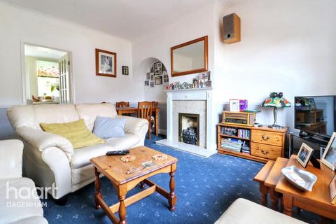 137 Armstead Walk, Dagenham, RM10 9PD