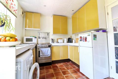 137 Armstead Walk, Dagenham, RM10 9PD