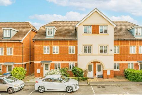 Schoolgate Drive, Morden SM4