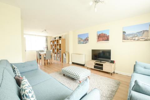 12 Flamank Park, Bodmin, PL31 1LX
