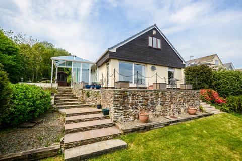 4 bedroom link detached house for sale, 23 Lanhydrock View, Bodmin, Cornwall, PL31