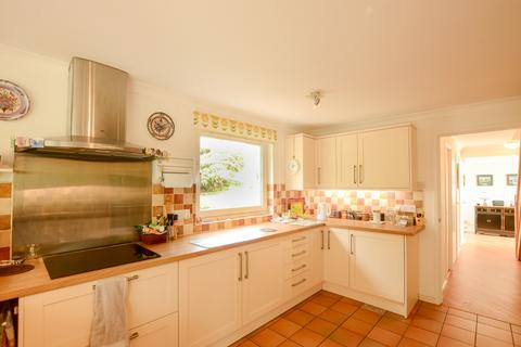 4 bedroom link detached house for sale, 23 Lanhydrock View, Bodmin, Cornwall, PL31