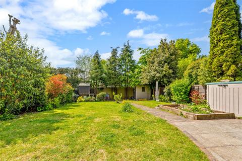 63 Central Way, Oxted, RH8 0LY