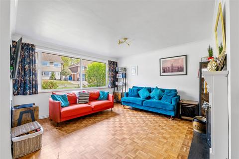 63 Central Way, Oxted, RH8 0LY