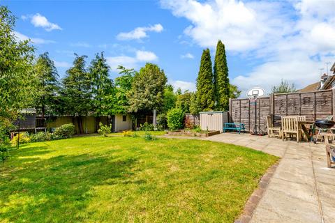63 Central Way, Oxted, RH8 0LY