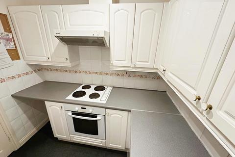 2 bedroom apartment to rent, Stonehall Mews, Bradford BD2