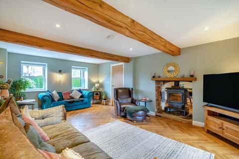 3 bedroom cottage for sale, Scarcroft, Wetherby Road, LS14